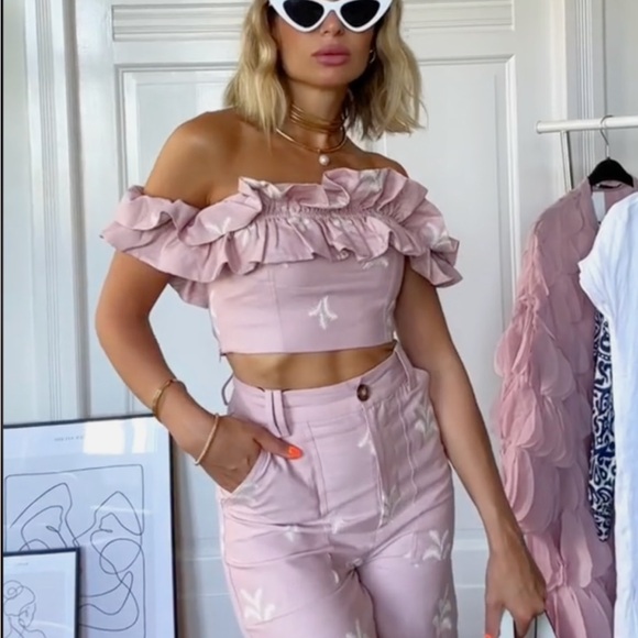 zara-Off-Shoulder Ruffle Crop Top - Pink - Picture 3 of 5